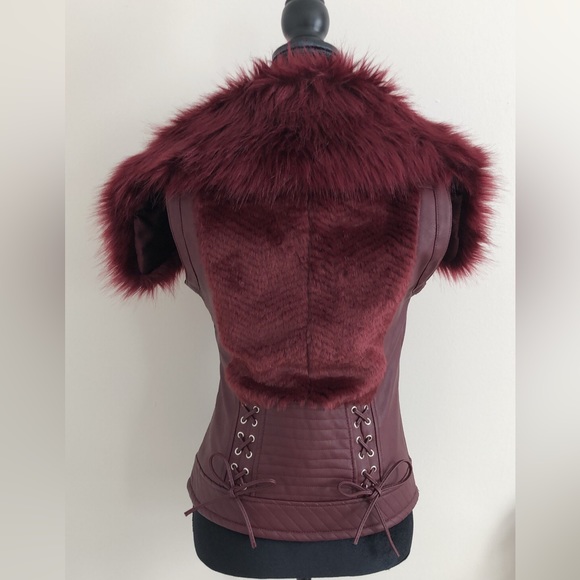 GUESS womens Sleeveless Posh Vest Size XS - Picture 5 of 13